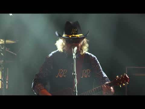 Oerend hard  Normaal Tribute post thumbnail image