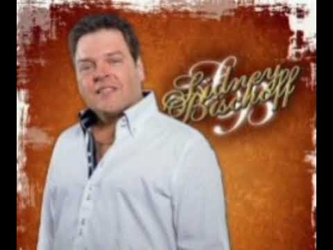 Sidney Bischoff – Op De Schoorsteen Staat Een Foto (+lyrics) post thumbnail image