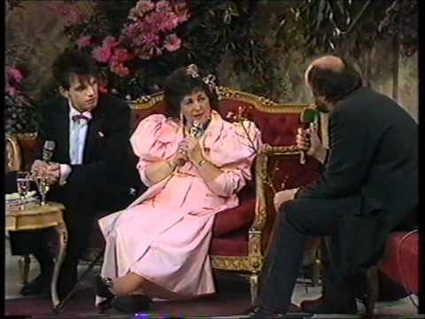 Afscheid Zangeres Zonder Naam.wmv